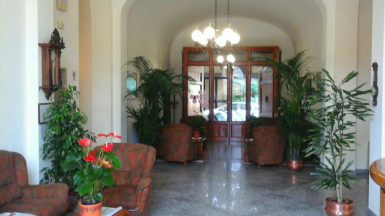 Albergo Roma Кашіана-Терме Екстер'єр фото