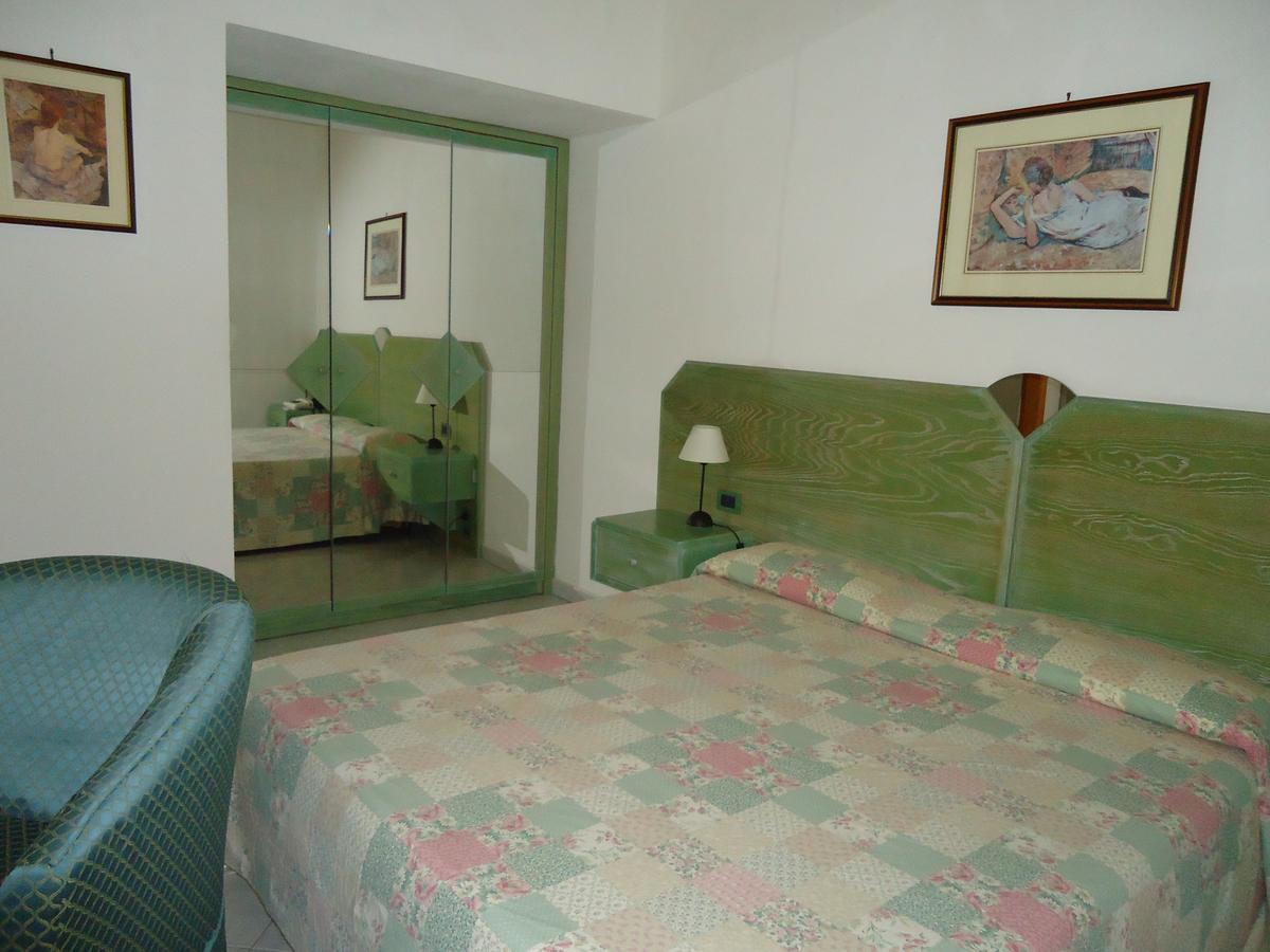 Albergo Roma Кашіана-Терме Екстер'єр фото