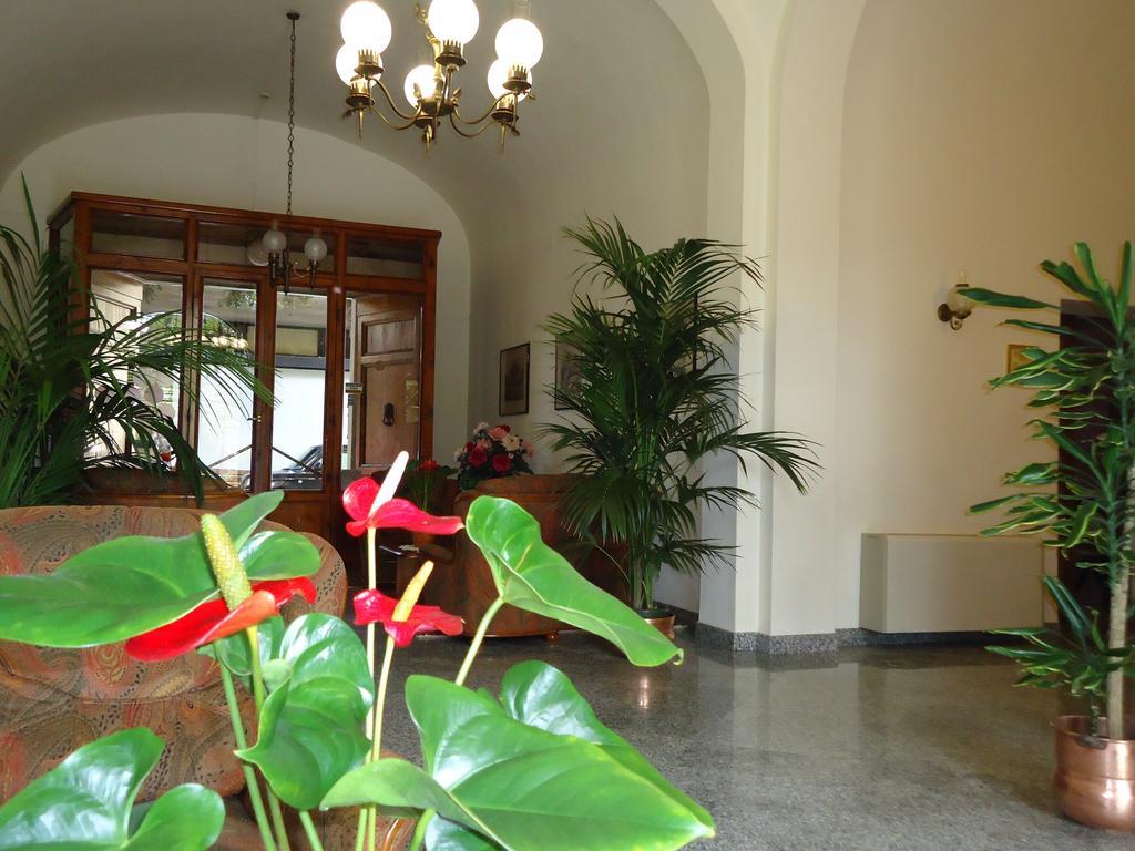 Albergo Roma Кашіана-Терме Екстер'єр фото